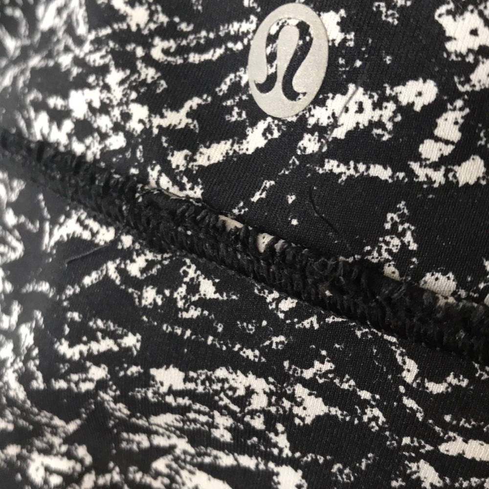 Lululemon Both Ways Bra - Picture 6 of 7
